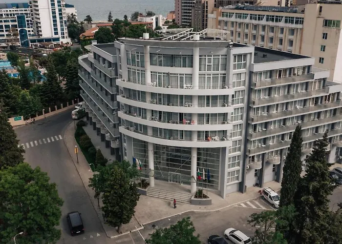 Отель Perla Tui Suneo (adults Only)