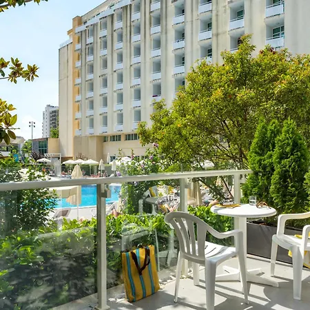 ホテル Perla Tui Suneo (adults Only)